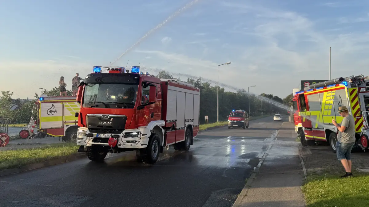 Das neue Fahrzeug wurde bei seiner Ankunft in Sulz gebührend begrüßt.