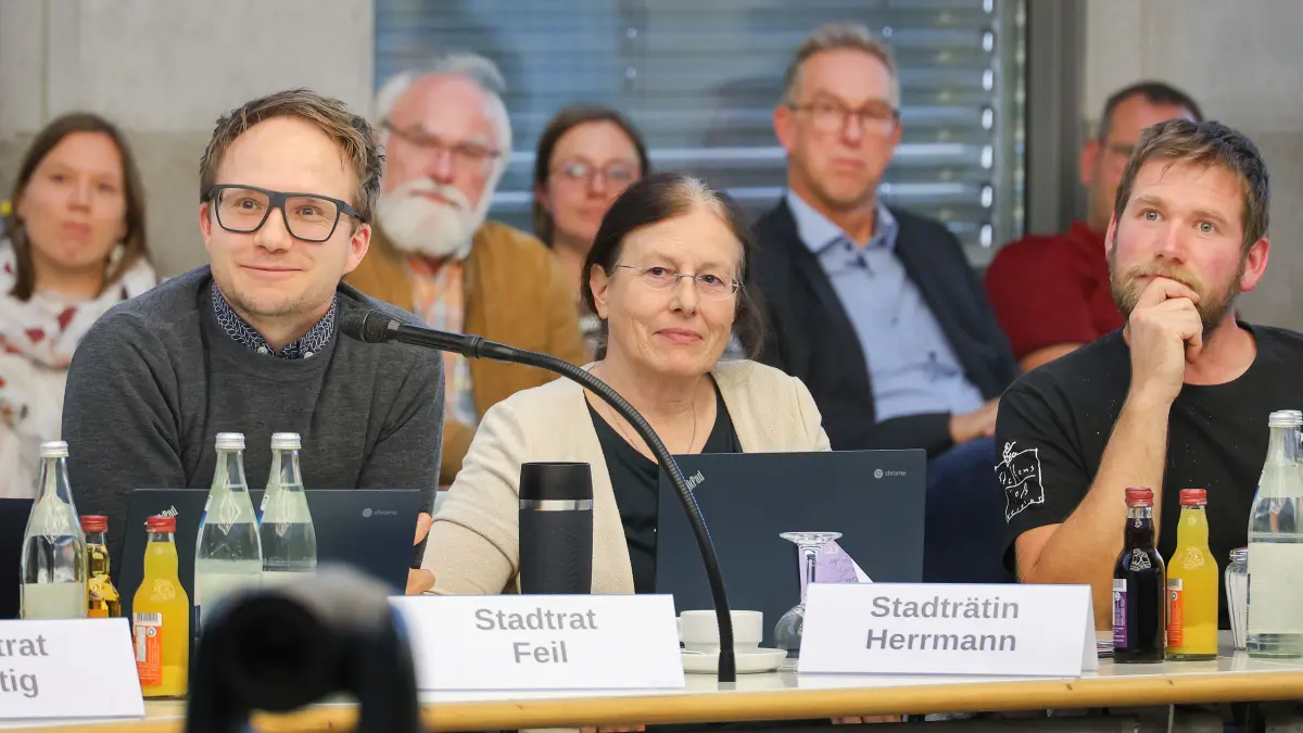 Gemeinderat Schwäbisch Hall tagt in der Blendstatthalle -Patrick Feil, Andrea Herrmann, Willem Tette