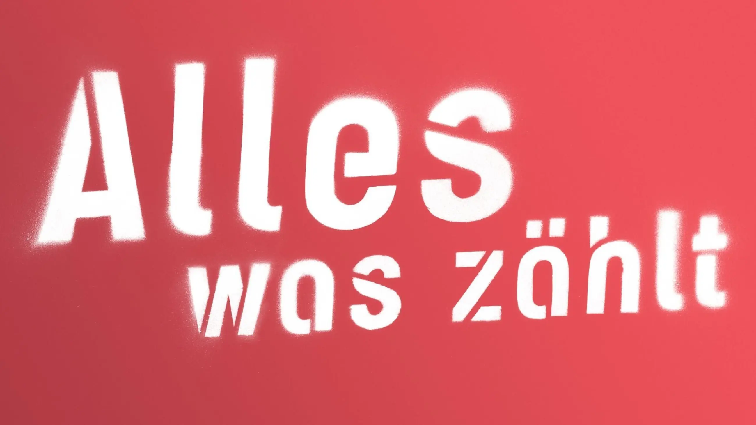 Eine neue Serienrolle von "Alles was zählt" steht jetzt ohne Job da.
