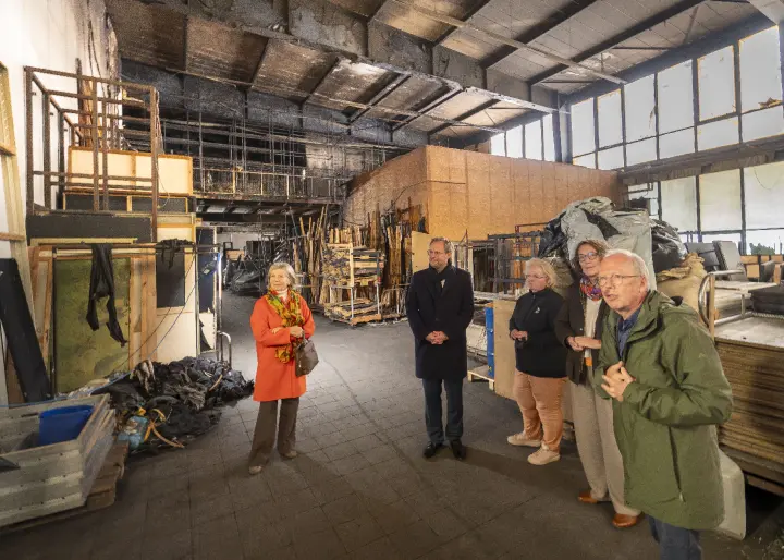 Theaterfreunde spenden 120.000 Euro für abgebrannten Kostümfundus