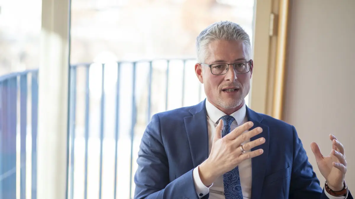 #Interview #Termin - Umweltministerin Thekla Walker und Gemeindetagspräsident Steffen Jäger zum Thema, wie Kommunen Investitionen in Energienetze ermöglicht werden können.