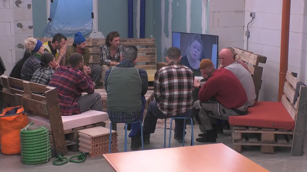 An Tag 9 steht der vierte Exit bei „Promi Big Brother“ an – und diesmal scheidet ein Mann aus.