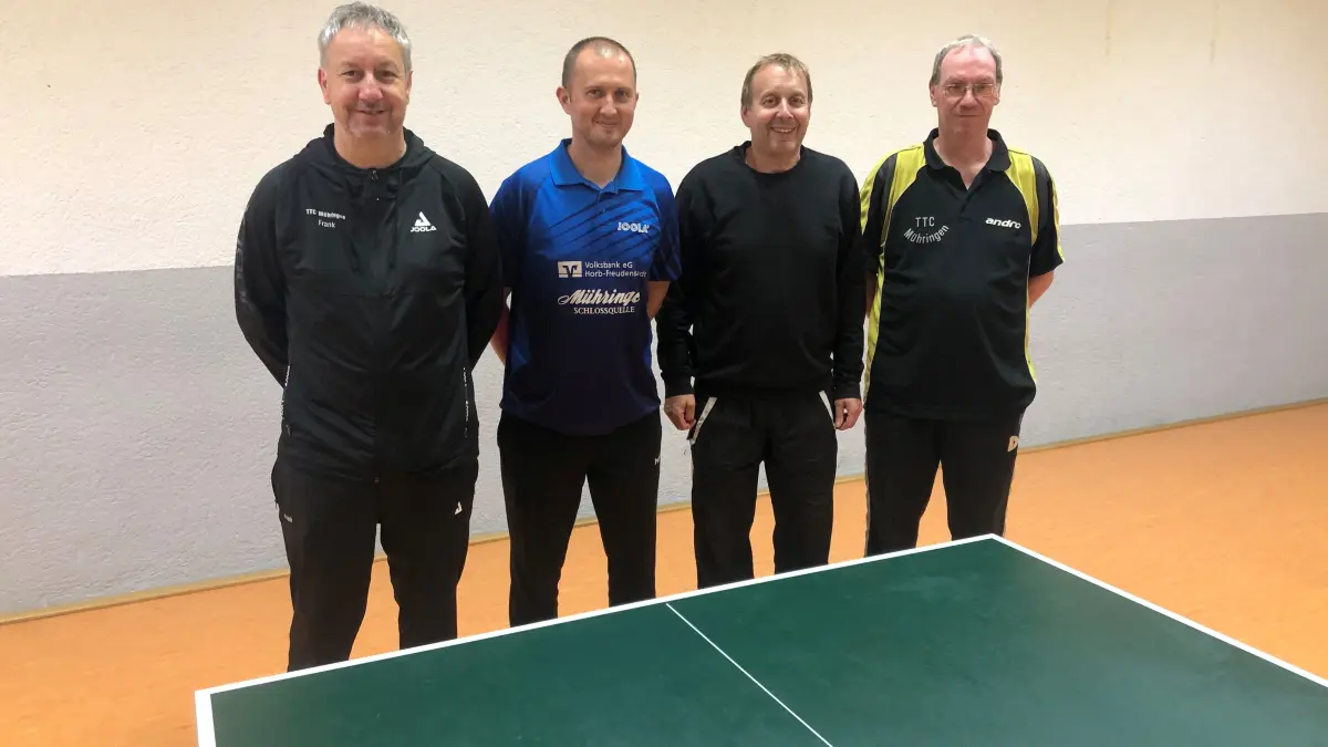 Arbeiten beim TTC Mühringen erfolgreich zusammen: 1. Vorsitzender Frank Bolanz, Spitzenspieler Attila Namesztovszki, 2. Vorsitzender Mark Schüle und 3. Vorsitzender Achim Fischer (von links).