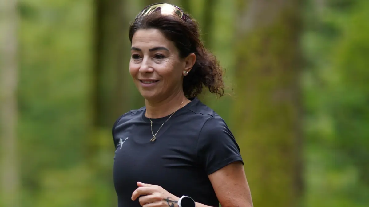 Nazli Hacibayramoglu trainiert für ihren geplanten Langstreckenlauf von Sulz nach Instanbul.
