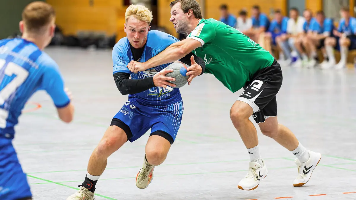 Handball Landesliga: Handball Landesliga; TV Treffelhausen - TV Steinheim;
Jannik Niederberger (TV Treffelhausen, #39);
18.10.2025; Alb-Sporthalle, Böhmenkirch.
Foto: Thomas Madel