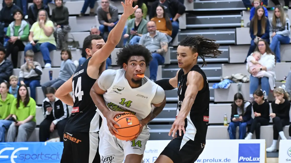 Team Ehingen Urspring - Ravens Reutlingen Basketball Regionalliga 78:85 Tremere Brown