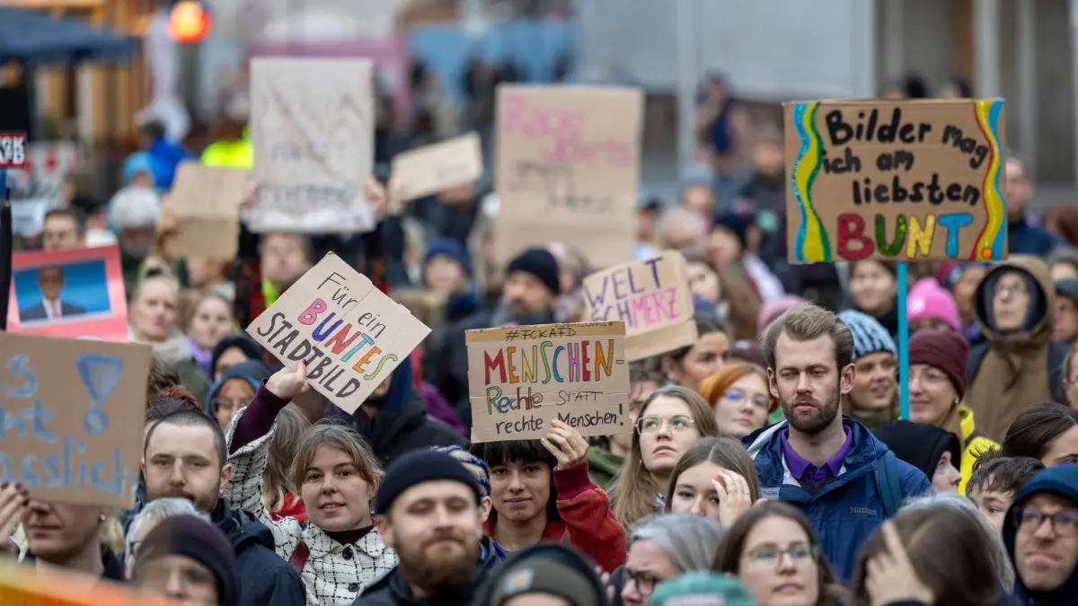 Demonstration nach „Stadtbild“-Aussagen - Köln