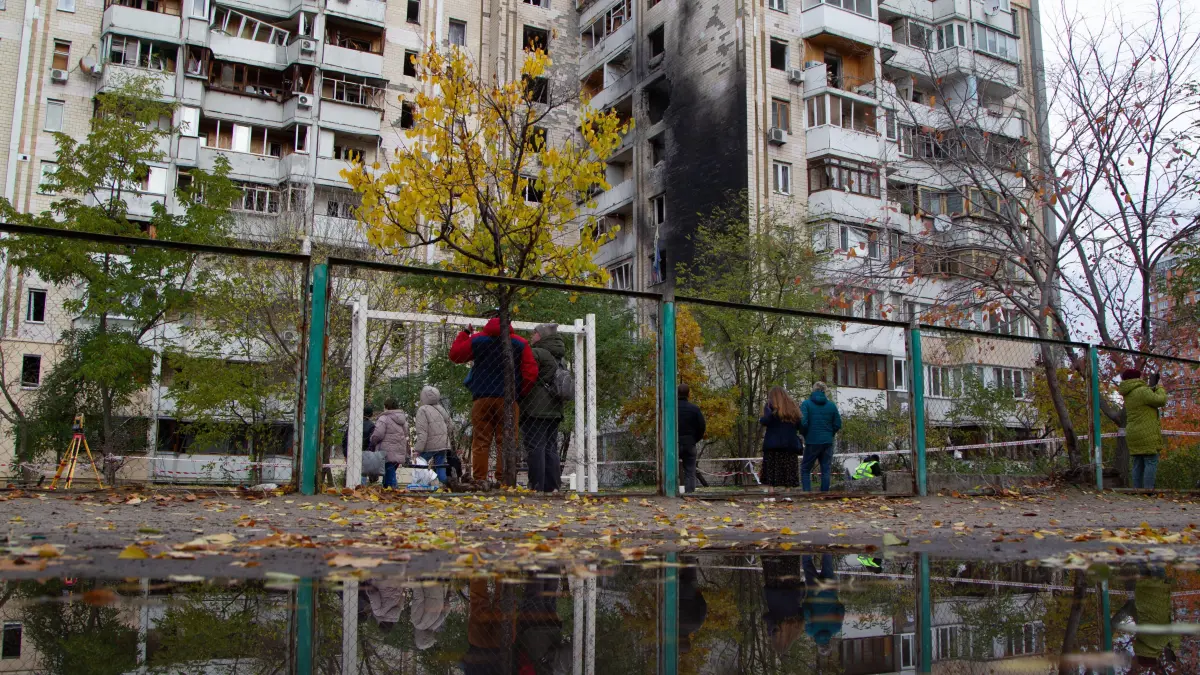Deadly Russian drone attack on Kyiv: People look at damage done to an apartment block in the Desnianskyi district by a Russian drone attack, Kyiv, Ukraine, October 26, 2025. Russian drones attacked Kyiv on the night of October 25-26. As reported, 32 people sustained injuries, including seven children, and three people were killed. Photo by Kirill Chubotin/Ukrinform Deadly Russian drone attack on Kyiv PUBLICATIONxNOTxINxRUSxBLR Copyright: xKirillxChubotinx
