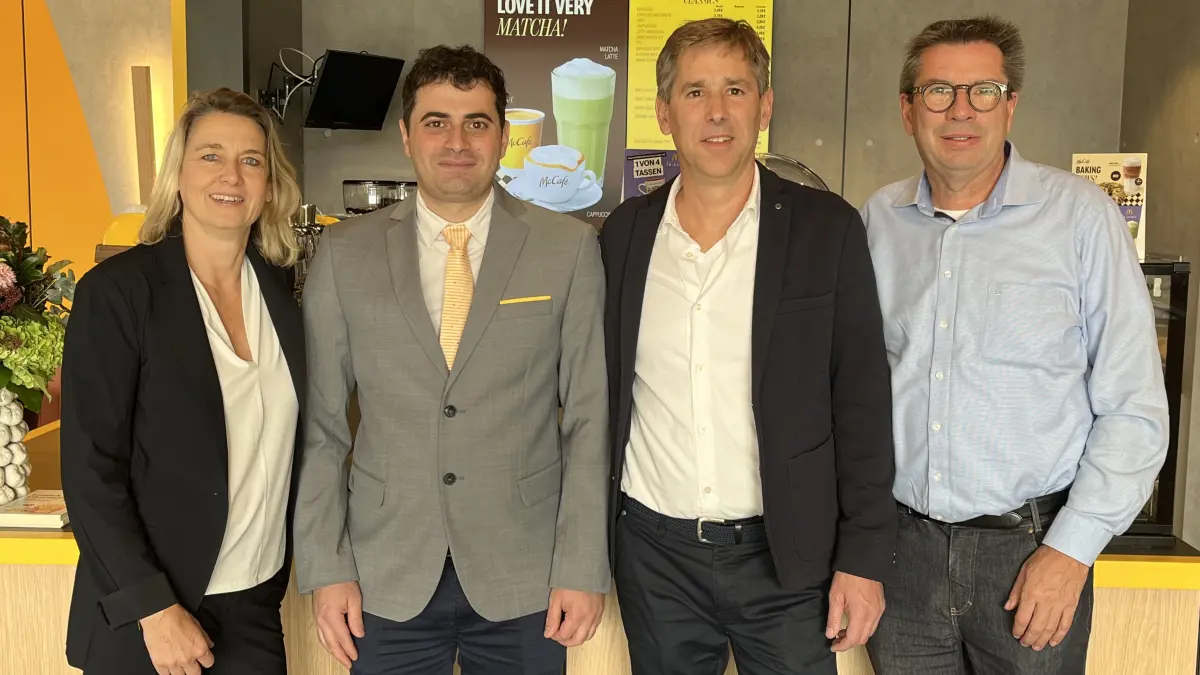 Kristina Mion, Giorgi Jintcharadze, Michael Mion und Thomas Brinkmann bei der EInweihung von McDonald's in Obersontheim