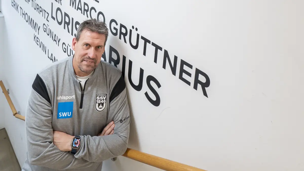 Fußball, SSV Ulm: Oliver Unsöld muss mal wieder als U19-Coach einspringen. Gespräch über die Lage am NLZ und die Situation.