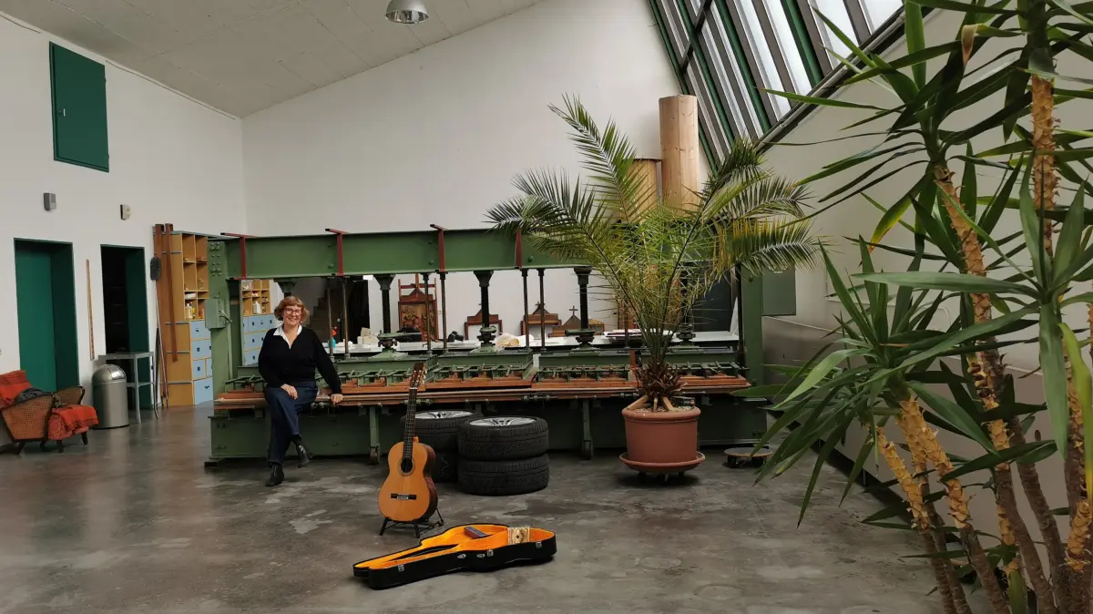 Auch das Atelier der Munderkinger Restauratorin Monika Kneer ist ein Aufführungsort der Fest:Spiele Oberschwaben. Hier wird ein KI-gesteuertes Cembalo zu erleben sein.