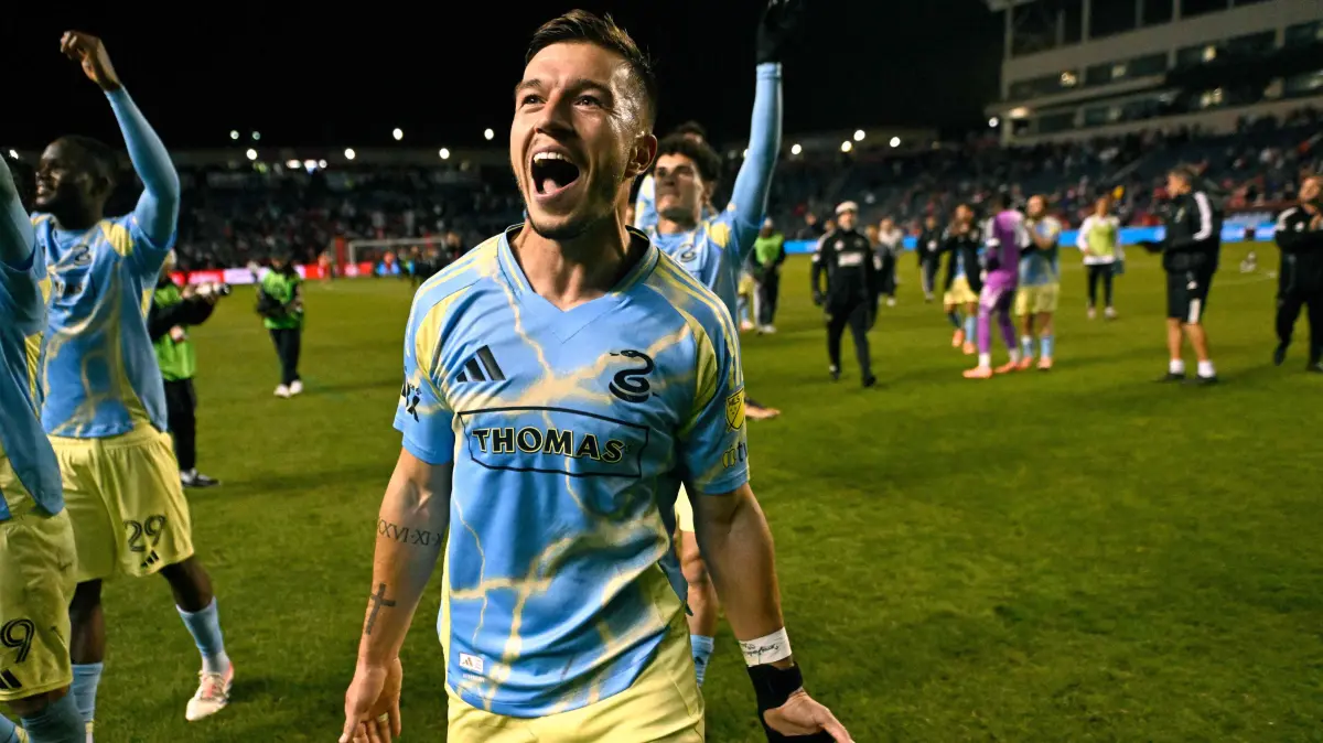 Chicago Fire FC v Philadelphia Union - 2025 MLS Open Cup Playoffs: BRIDGEVIEW, ILLINOIS - NOVEMBER 01: Kai Wagner #27 of Philadelphia Union celebrates after defeating the Chicago Fire 3-0 at SeatGeek Stadium on November 01, 2025 in Bridgeview, Illinois. Zoe Davis/Getty Images/AFP (Photo by Zoe Davis / GETTY IMAGES NORTH AMERICA / Getty Images via AFP)