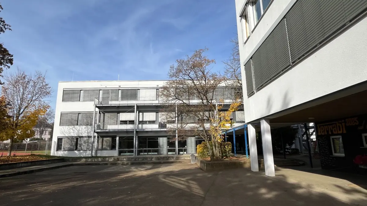 Die Toilettenanlage im Anbau des Hechinger Gymnasiums ist sanierungsbedürftig.