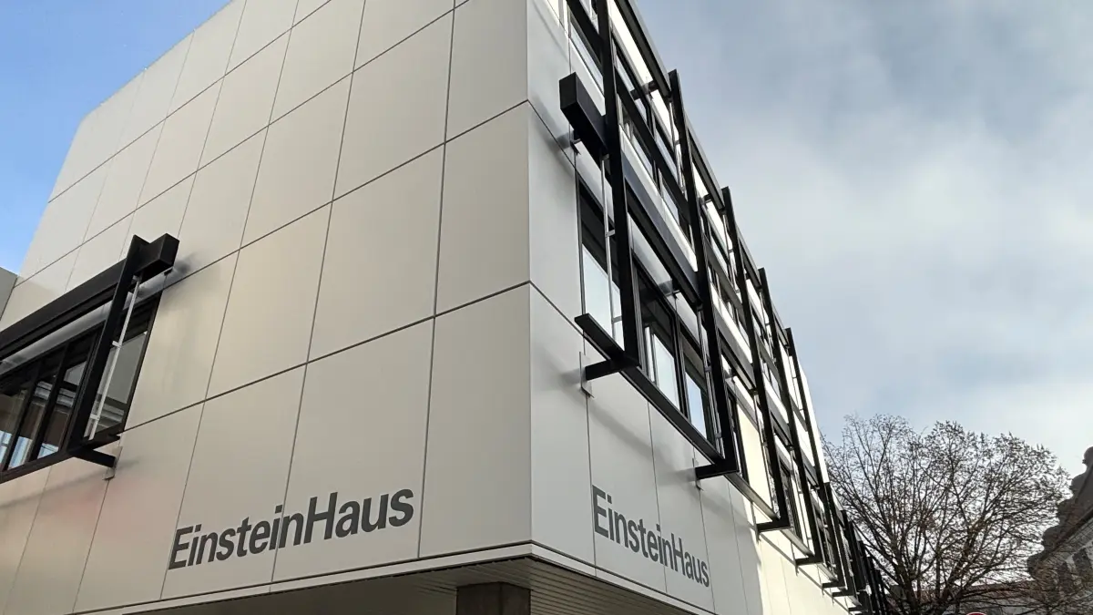 Wie wird die vh finanziell künftig finanziell ausgestattet?