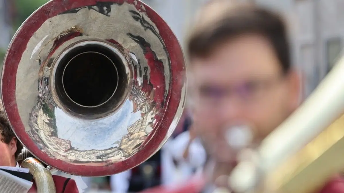 Premiere in Gomadingen: Die Lautertalmusikanten wollen mit einem Mitmachkonzert in der Sternberghalle Kinder von drei bis zehn Jahren für Musik interessieren.