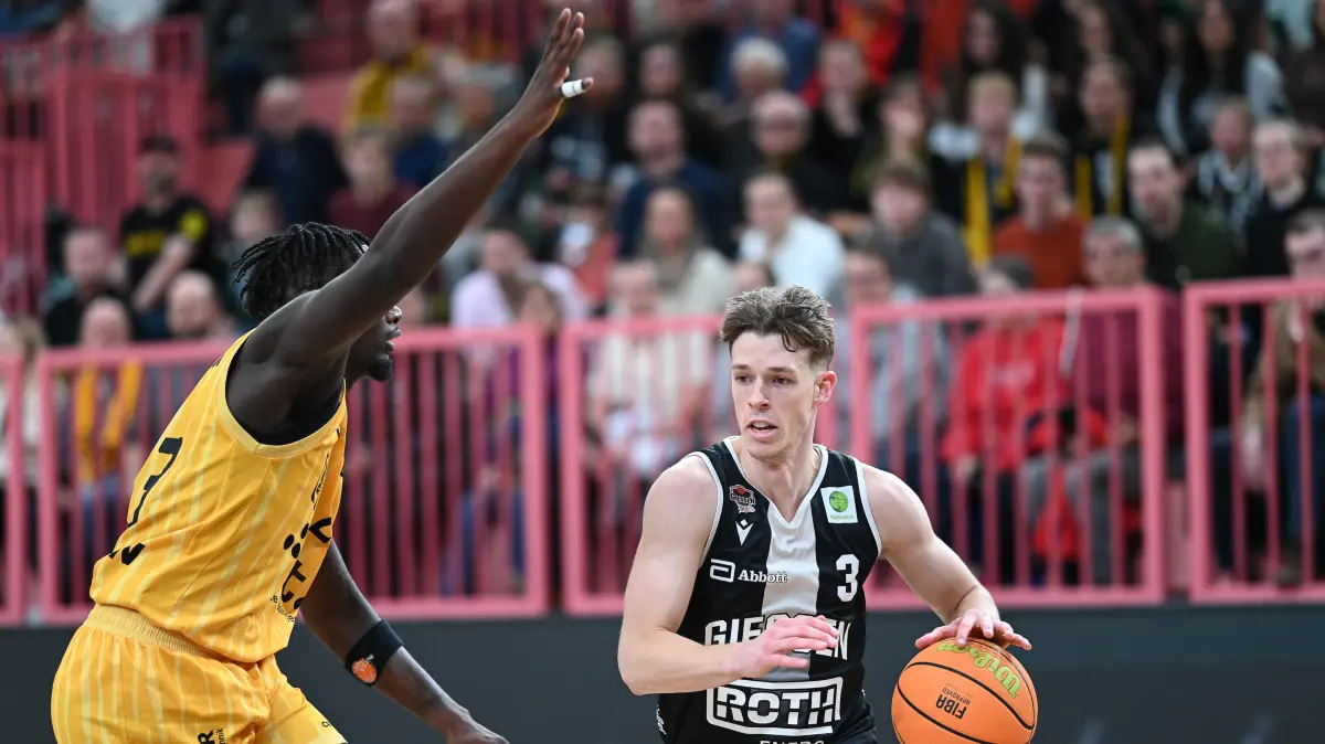 GER, Tigers Tuebingen vs. Giessen 46ers, Basketball, Herren, Pro A, 2. Barmer Basketball Bundesliga, Saison 2025/2026, 07.11.2025: Aiden Warnholtz (Giessen 46ers, #03)
GER, Tigers Tuebingen vs. Giessen 46ers, Basketball, Herren, Pro A, 2. Barmer Basketball Bundesliga, Saison 2025/2026, 07.11.2025
Foto: Eibner-Pressefoto/Nicolas Woern
