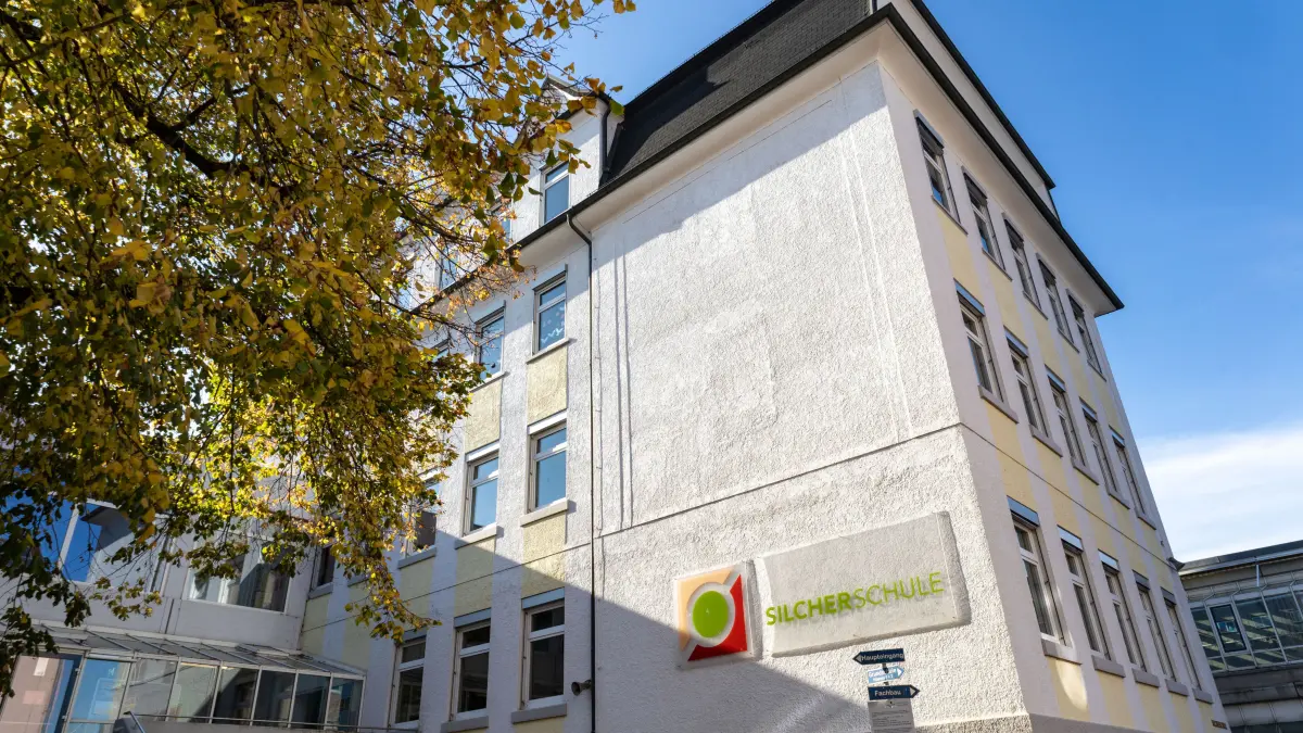 Eislingen Silcherschule Altbau von 1920