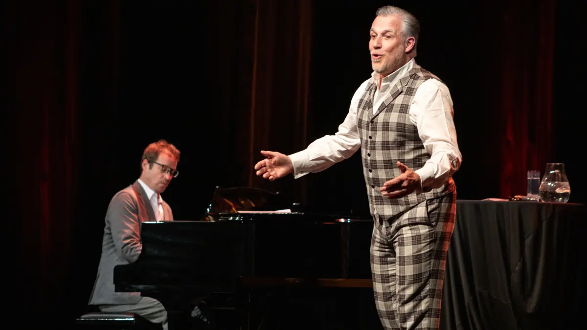 Uhingen Uditorium Besprechung: Marc Marshall - "Times to Love"
