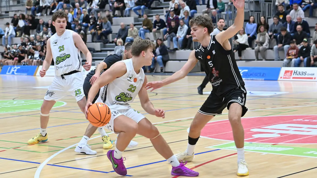 Team Ehingen Urspring - TSG Söflingen 101:83 Basketball Regionalliga Till Aaller