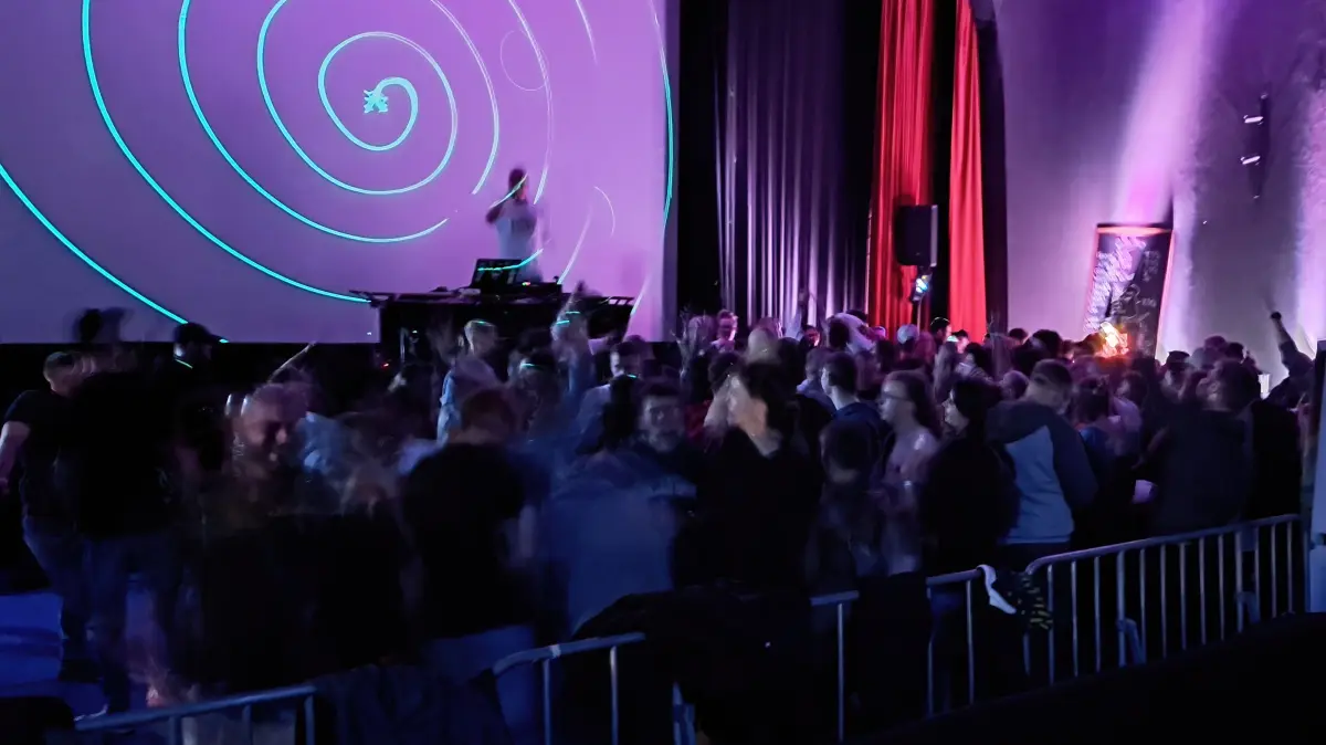 Im Central-Kino sorgte "D'rGraf vom Bussa" für Stimmung
