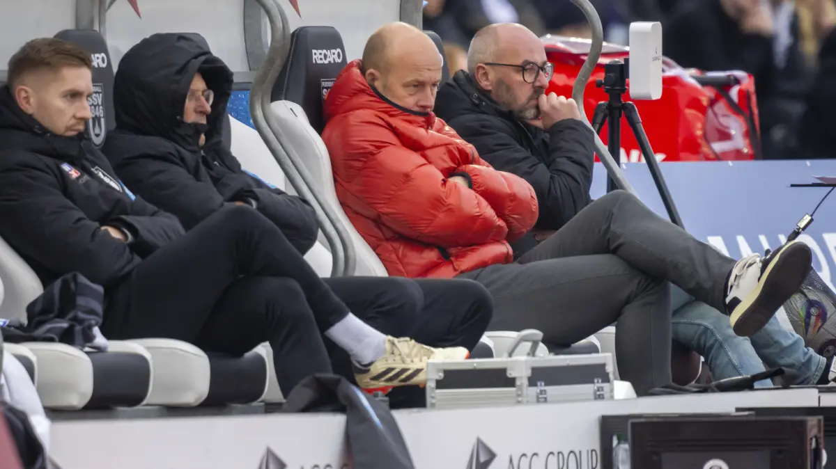 SSV Ulm Fussball verliert gegen Rostock GF Markus Thiele