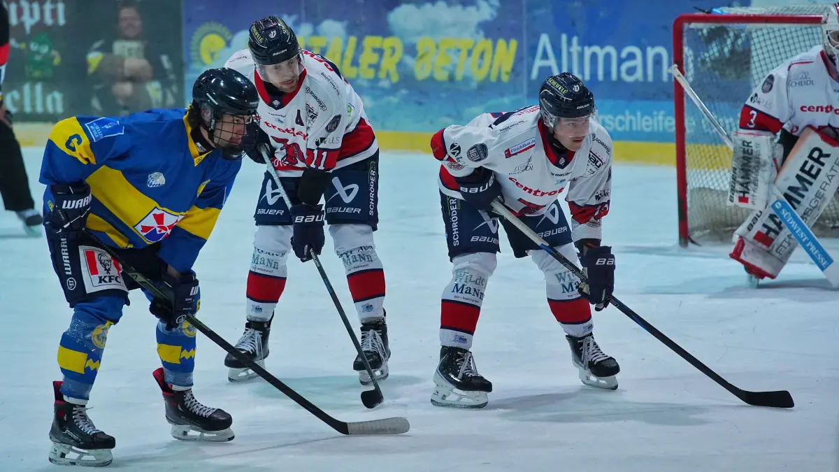 Eishockey Neu-Ulm Devils in Pfaffenhofen gegen den EC