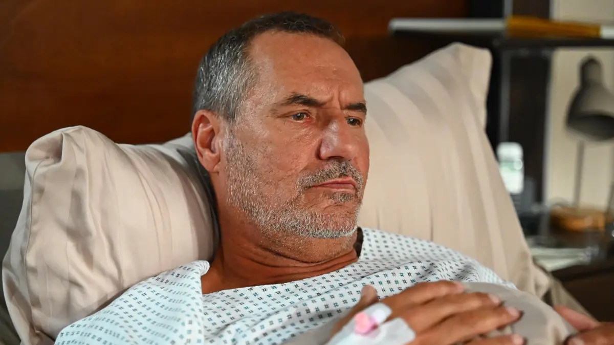 Richard (Silvan-Pierre Leirich) bekommt endlich gute Nachrichten.