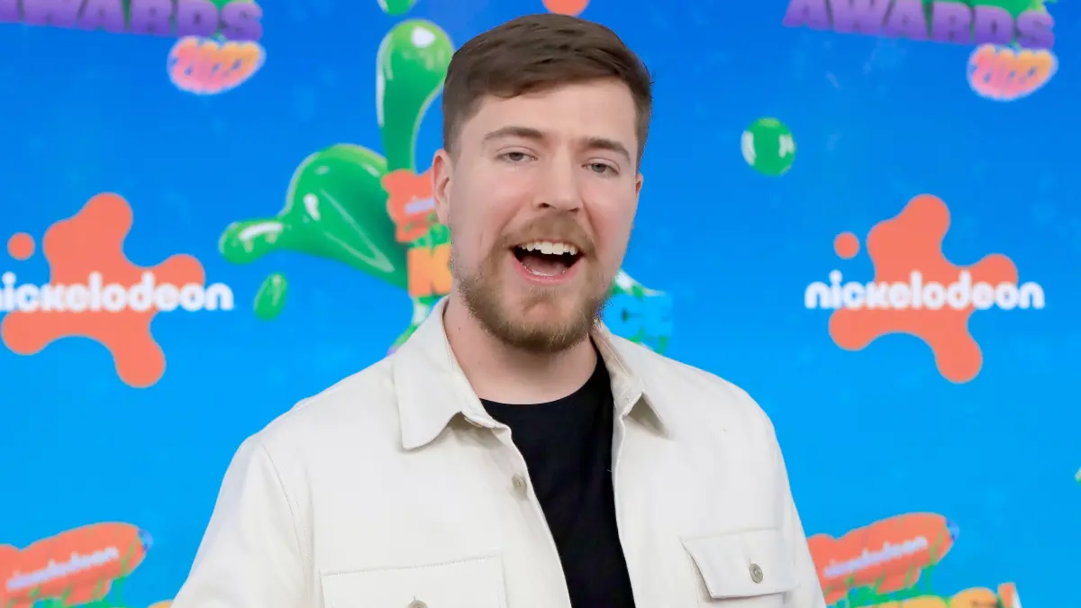 Youtuber Jimmy Donaldson alias MrBeast eröffnet einen Freizeitpark. Beast Land befindet sich allerdings in Saudi Arabien.