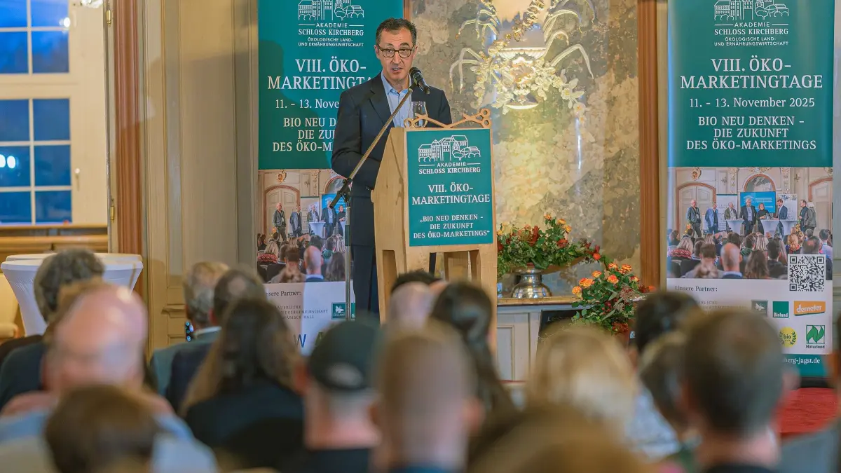 Özdemir auf Schloss Kirchberg