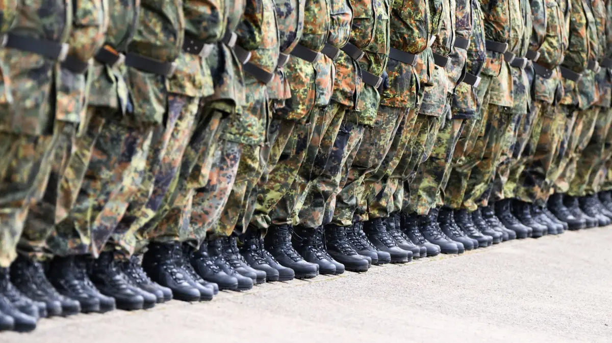 Einigung über Wehrdienst: Musterung und Aufwuchszahlen
