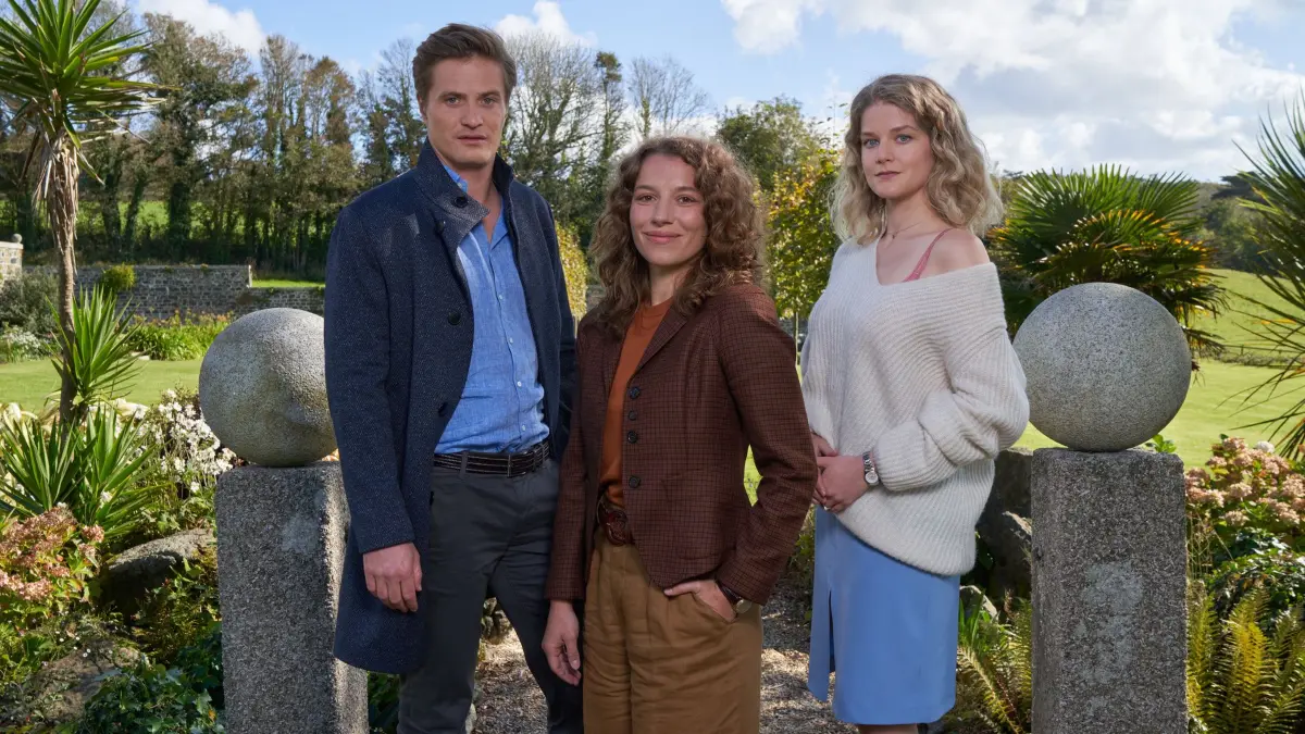 Am 21. Dezember 2025 läuft der „Herzkino“-Film „Rosamunde Pilcher: Im siebten Himmel“ im ZDF.