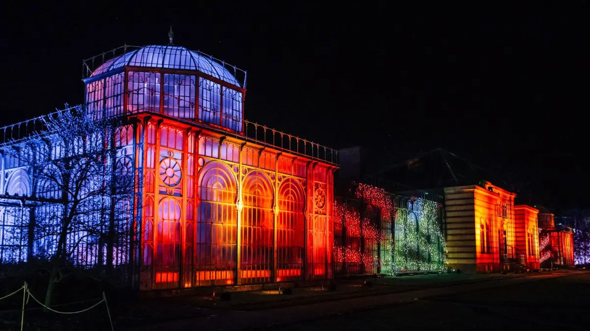 13.11.2025, Stuttgart: Blick auf einen Teil des Christmas Gardens 2025 in der Wilhelma. Foto: Lichtgut/Christoph Schmidt