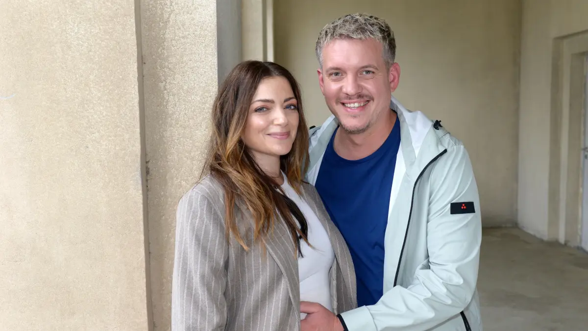GZSZ-Star Anne Menden und ihr Partner Gustav Masurek werden Eltern.