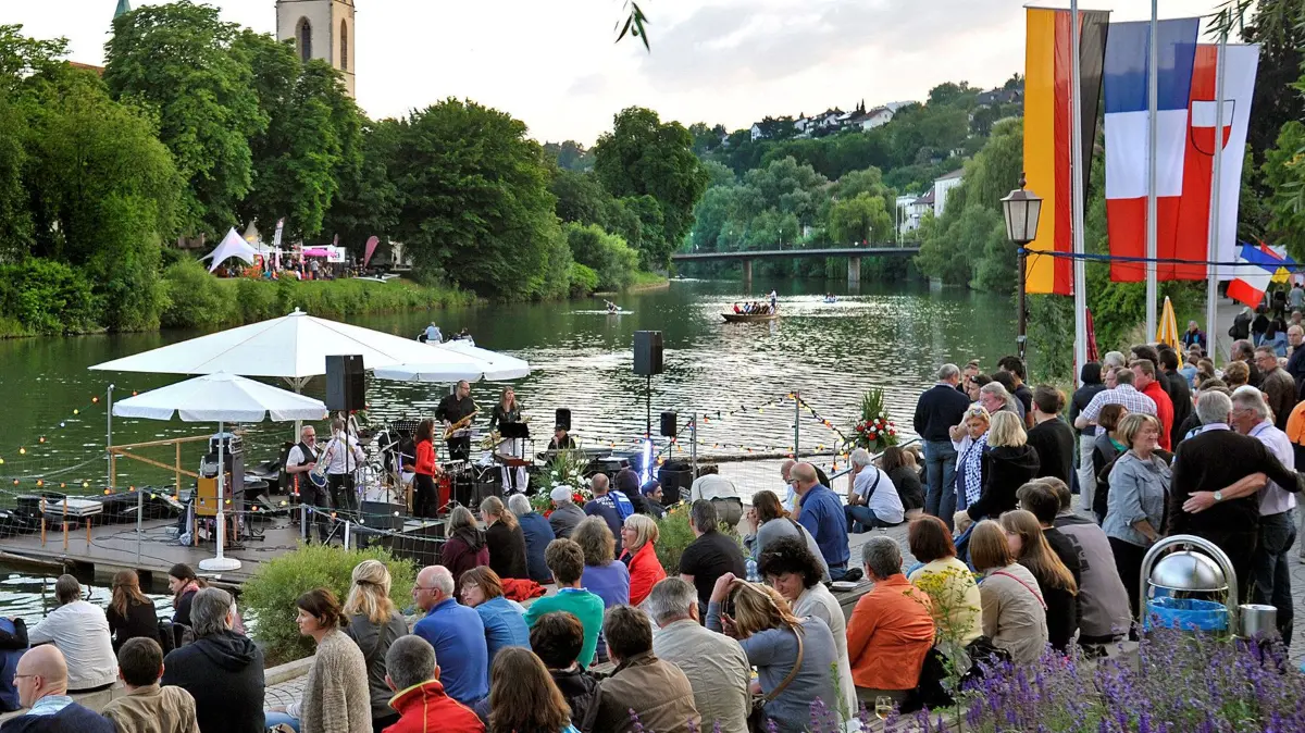 (ohne Überschrift): Vorsicht: Dieses Foto ist möglicherweise nur für den einstigen Verlag Schwäbisches Tagblatt verwendbar. STEFFEN SCHLUETER/Kulturamt Rottenburg am Neckar
KIR
Neckarfest 2022