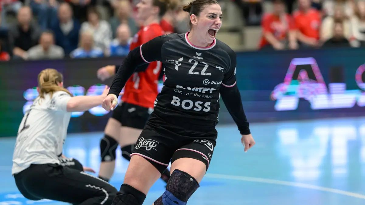 GER, Thueringen, Thueringer HC gegen TuS Metzingen, Alsco Handball Bundesliga Frauen, 1. Handballbundesliga Frauen, Handball, 8.Spieltag, Saison 2025/2026, Samstag, 15.11.2025: Gabriela, Bitolo (Rueckraum Rechts, TuS Metzingen, #22)
GER, Thueringen, Thueringer HC gegen TuS Metzingen, Alsco Handball Bundesliga Frauen, 1. Handballbundesliga Frauen, Handball, 8.Spieltag, Saison 2025/2026, Samstag, 15.11.2025
Foto: Eibner-Pressefoto/Martin Herbst