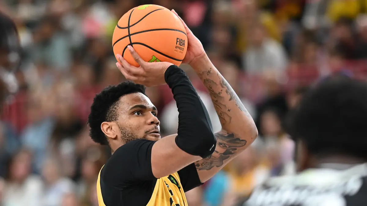 GER, Tigers Tuebingen vs. Gartenzaun24 Baskets Paderborn, Basketball, Herren, Pro A, 2. Barmer Basketball Bundesliga, Saison 2025/2026, 16.11.2025: Bernard Pelote III (Tigers Tuebingen, #01) Freiwurf
GER, Tigers Tuebingen vs. Gartenzaun24 Baskets Paderborn, Basketball, Herren, Pro A, 2. Barmer Basketball Bundesliga, Saison 2025/2026,
16.11.2025
Foto: Eibner-Pressefoto/Nicolas Woern