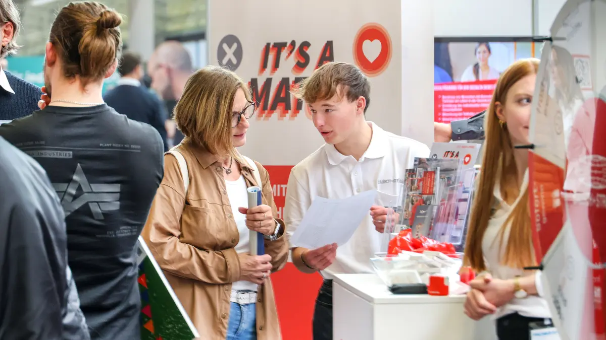 Fachkräftetage Ilshofen 2025 - Messe der Südwest Presse Hohenlohe in der Arena Hohenlohe - Fachkräftetag - Berufswahlmesse - Unternehmen präsentieren sich - Stnad von Bausch + Ströbel