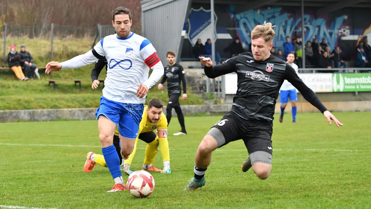 SG Öpfingen - SV Offenhausen 1:3 Bezirksliga Robin Stoß