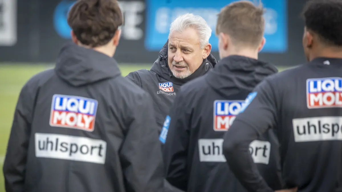 Fußball, SSV Ulm: Antritt, Training, PK: So startet Pavel Dotchev in sein Cheftrainer-Amt beim SSV Ulm