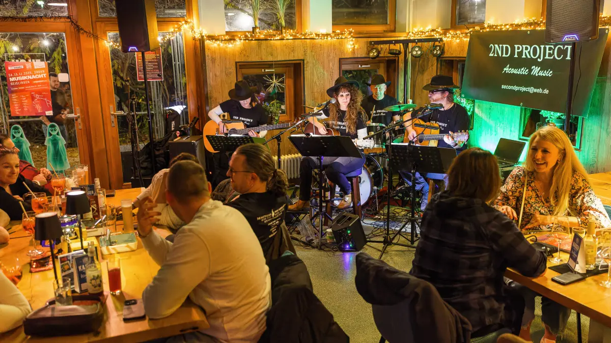 3. Musiknacht der Geislinger Sterne; Filou – 2ND PROJECT;
15.11.2025; Geislingen.
Foto: Thomas Madel