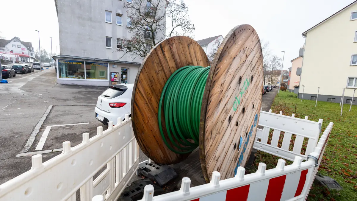 Jebenhausen Arbeiten am Glasfasernetz Glasfaser
