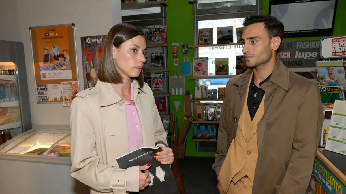 Matilda (Anna-Katharina Fecher) will nicht mit Nihat (Timur Ülker) zusammen sein.