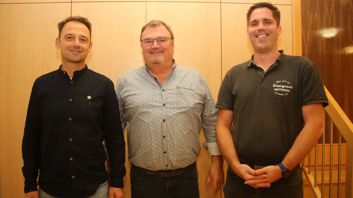 Generationswechsel an der Vereinsspitze: der neue Vorsitzende Tobias Schweizer, sein Vorgänger Roland Schneider und der neue "Vize" Andreas Saile.