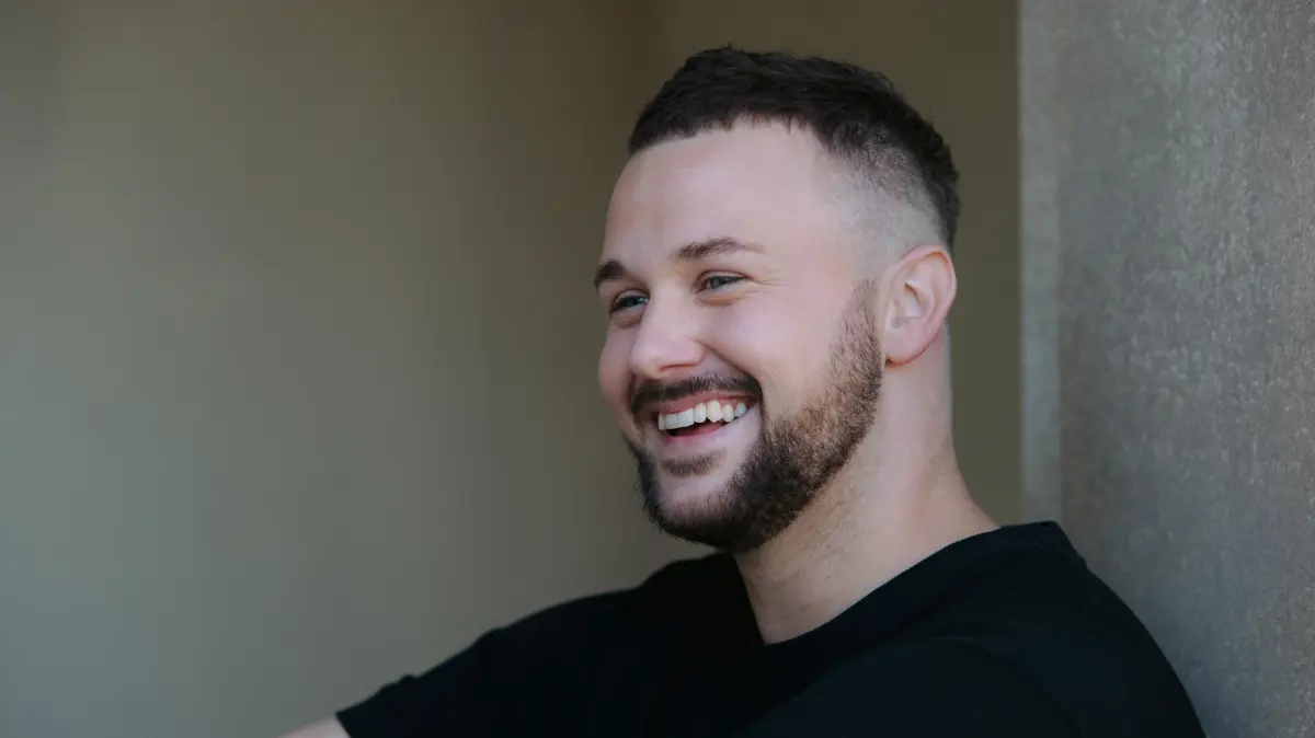 Jonas (Felix van Deventer) ist wieder bei GZSZ zu sehen.