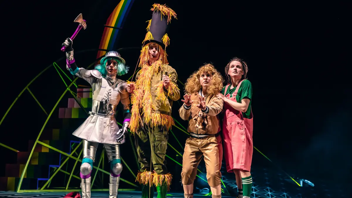 In den Proben: (von links) Lisette Holdack, Nils Willers, Laura Götz und Rebecca Stute in "Der Zauberer von Oz".