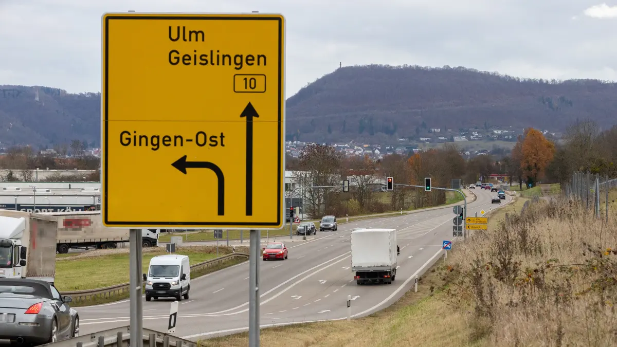Gingen, B10, Fahrtrichtung Geislingen, Anschlussstelle Gingen-Ost