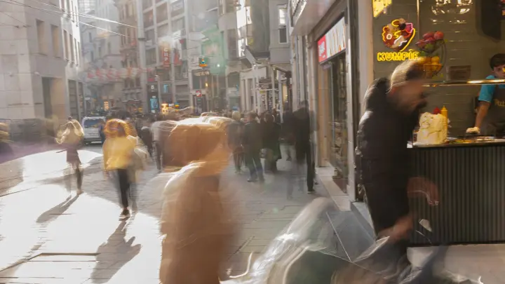 25 Menschen nach Restaurantbesuch in Istanbul im Krankenhaus