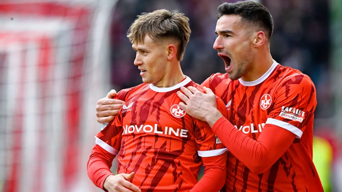 1. FC Kaiserslautern - Holstein Kiel