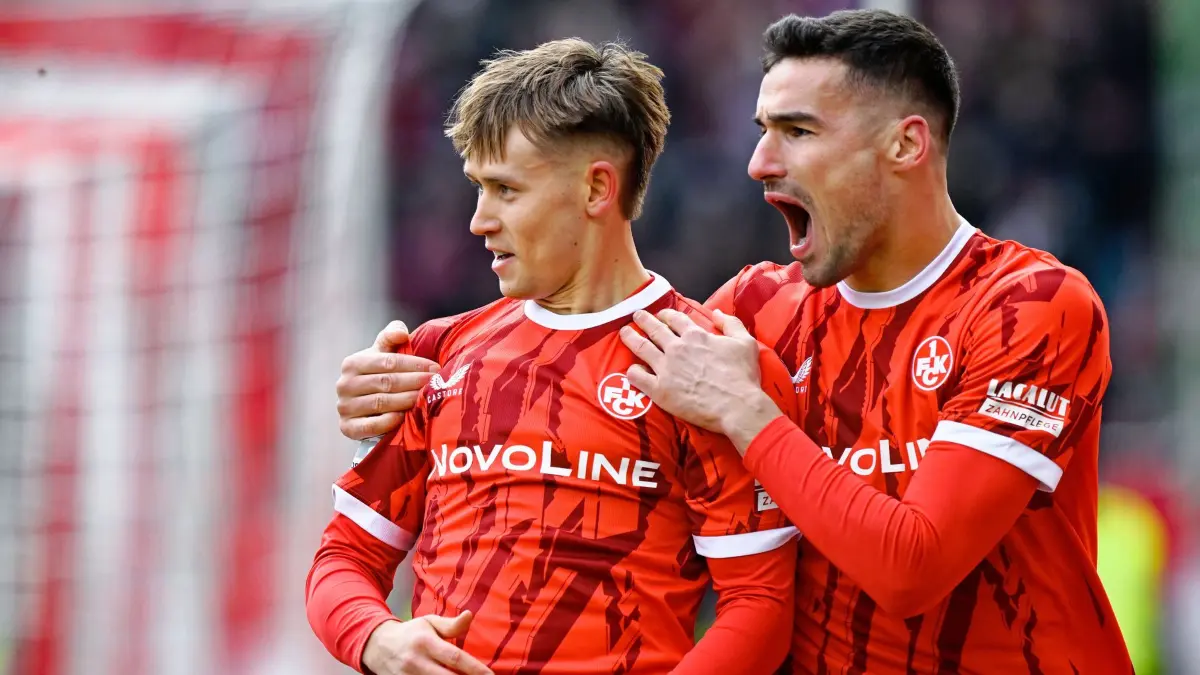1. FC Kaiserslautern - Holstein Kiel