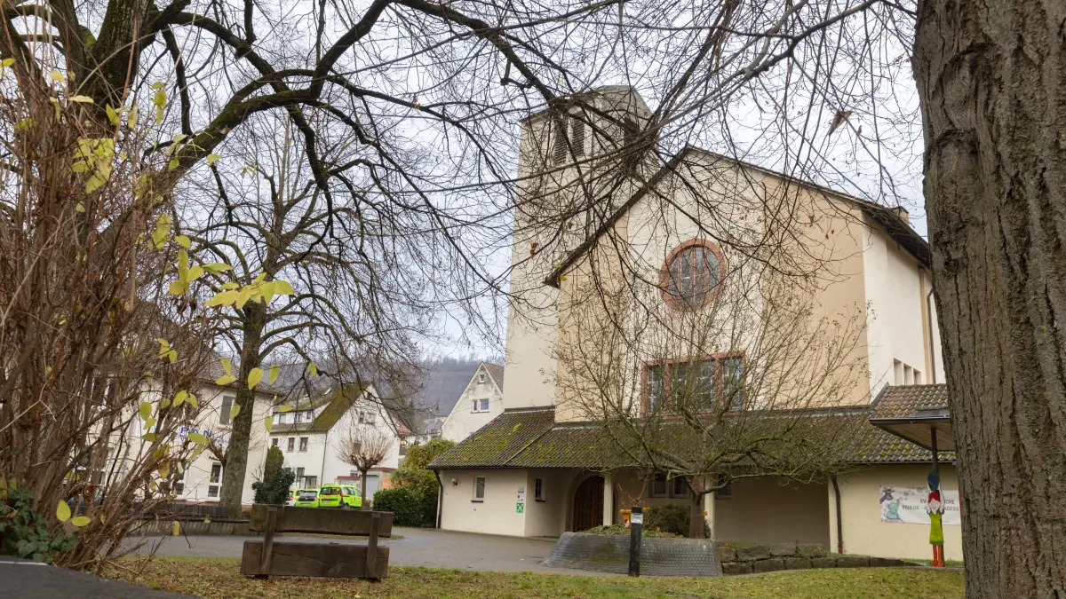 Der Verkauf des Geislinger Pauluszentrums (Archivbild) hat zu bösen Reaktionen geführt – das belaste die Kirchengemeinderäte, sagt Regina Menzel, die Vorsitzende des Ortswahlausschusses und selbst scheidende Kirchengemeinderätin.